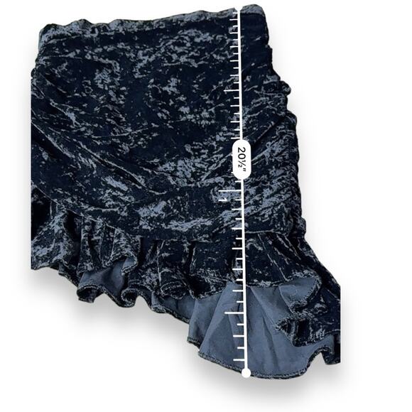 Zara Black Ruched Ruffle‎ Crushed Velvet Asymmetrical Mini Skirt Size S NEW - Picture 7 of 8